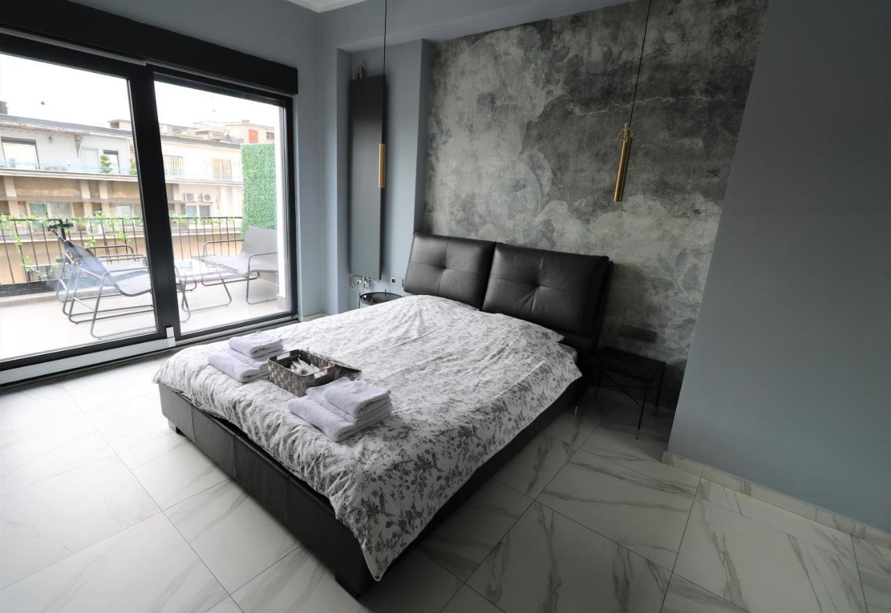 Deluxe Skyline Retreat Studio - Old Town Bukarest Exterior foto